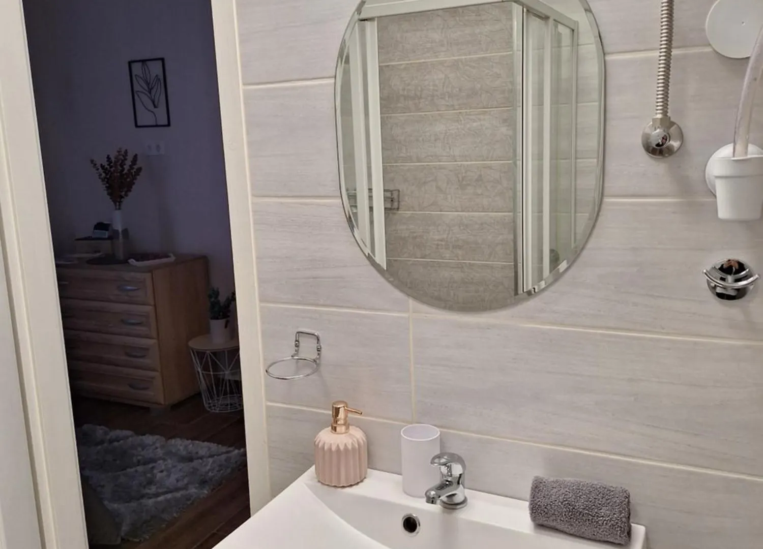 Varfal Apartman Έγκερ