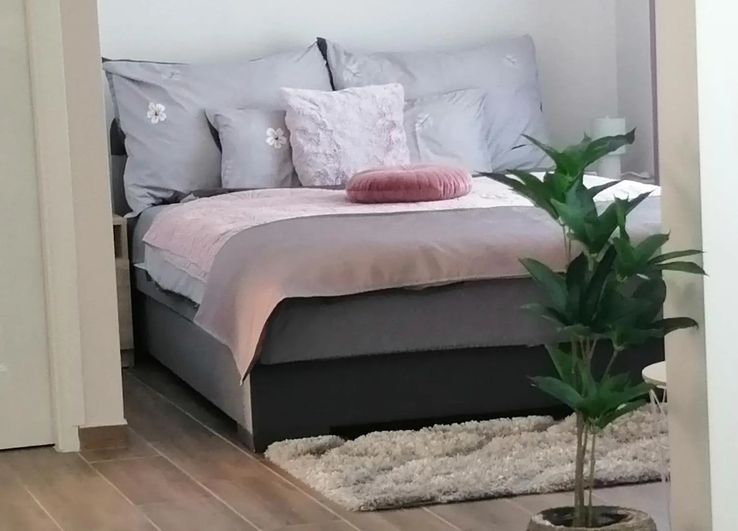 Varfal Apartman Eger Hungary